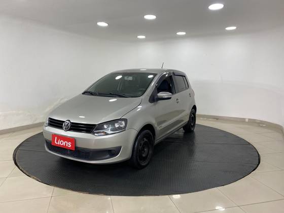 VOLKSWAGEN FOX 1.0 MI 8V FLEX 4P MANUAL VOLKSWAGEN FOX 1.0 MI 8V FLEX 4P MANUAL